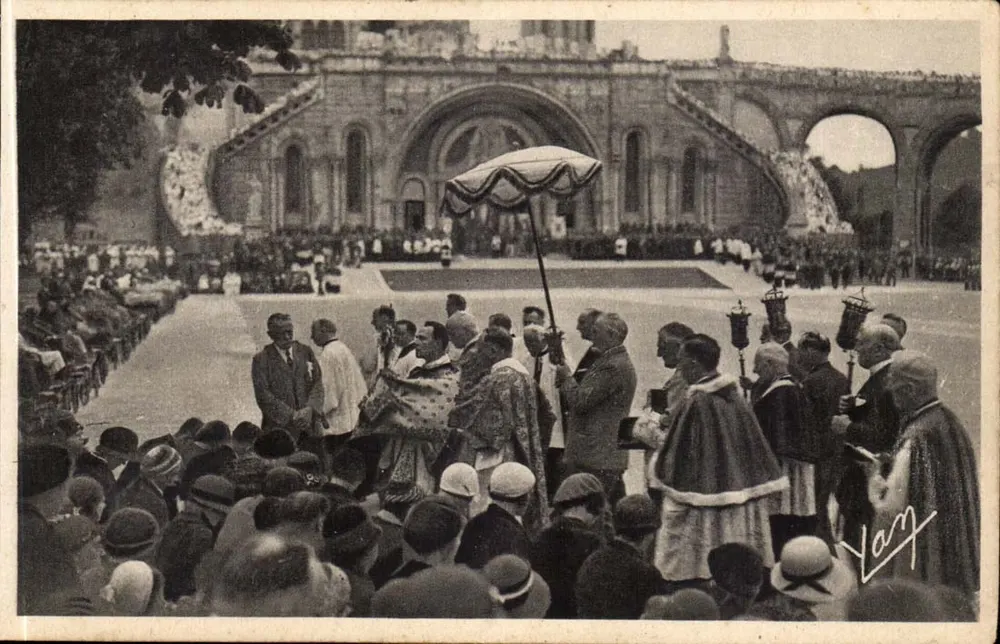 Lourdes — Bênção dos Doentes — Edição Photo Quineuil, Lourdes - Frente