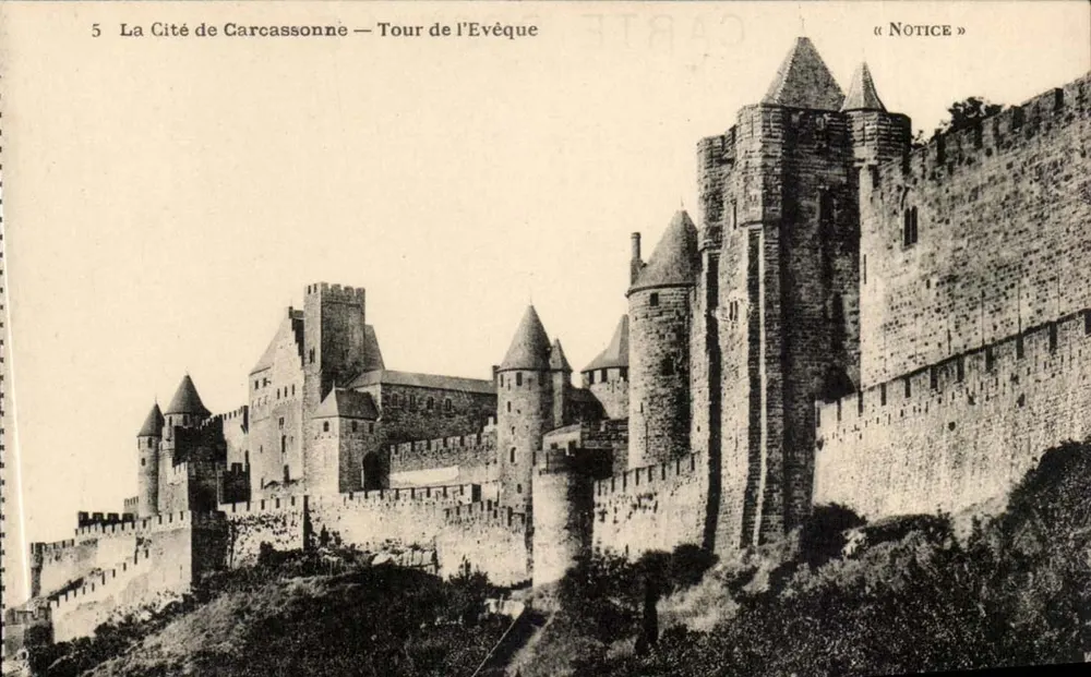 A Cidade de Carcassonne — Torre do Bispo — Carta-Nota Michel Jordy n°5 - Frente