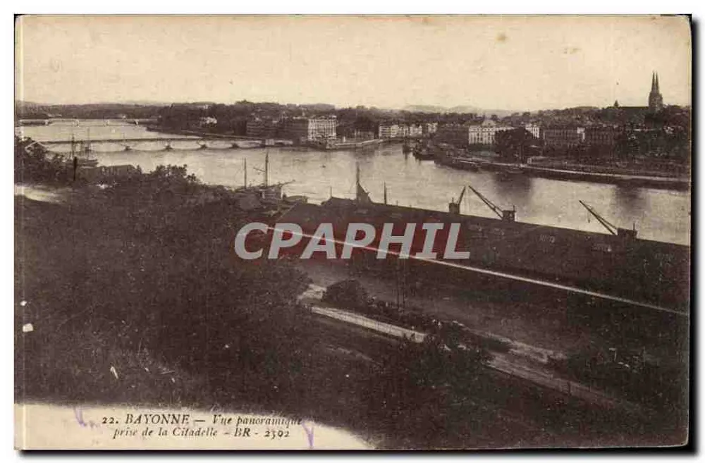 Bayonne — Panoramablick vom Schloss aus — BR - 2392 - Vorderseite