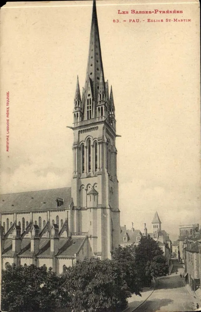 Pau - Igreja de Saint-Martin — vista da torre e do campanário — Fototipo Laroche Frères Toulouse, n°83 - Frente