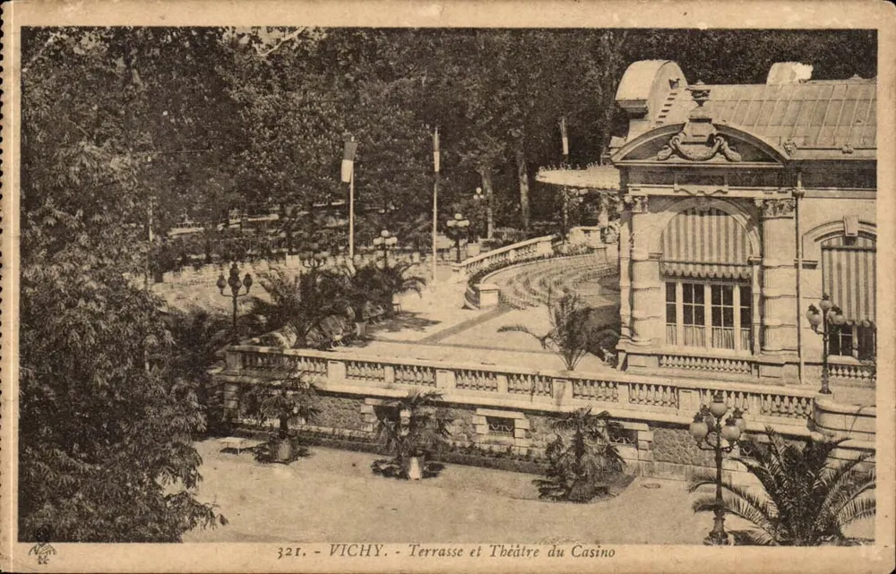 Vichy - Terrasse e Teatro do Cassino — editor Vichy, n° 321 - Frente
