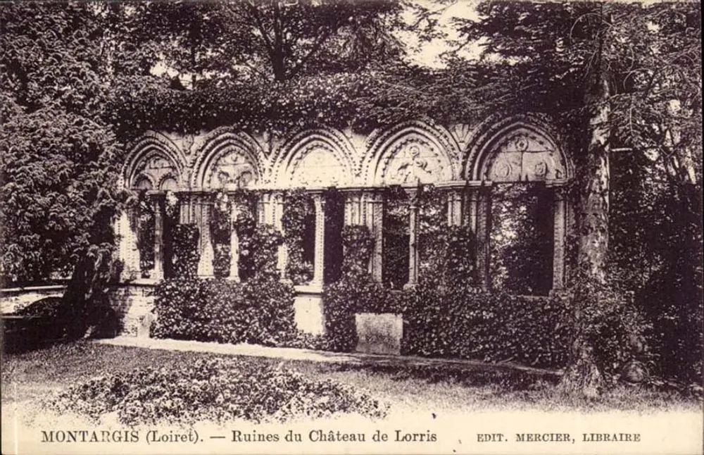 Montargis (Loiret) — Ruins of the Château de Lorrîs — Edit. Mercier, Libraire - Front