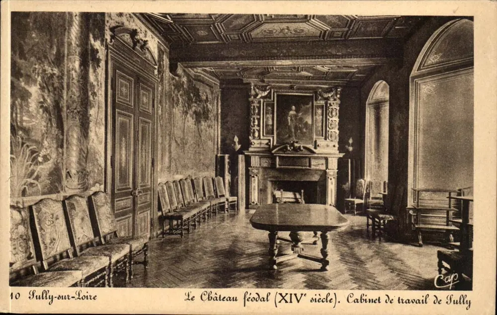 Sully-sur-Loire — Le Château féodal (XIVe siècle). Cabinet de travail de Sully — Cap - Recto