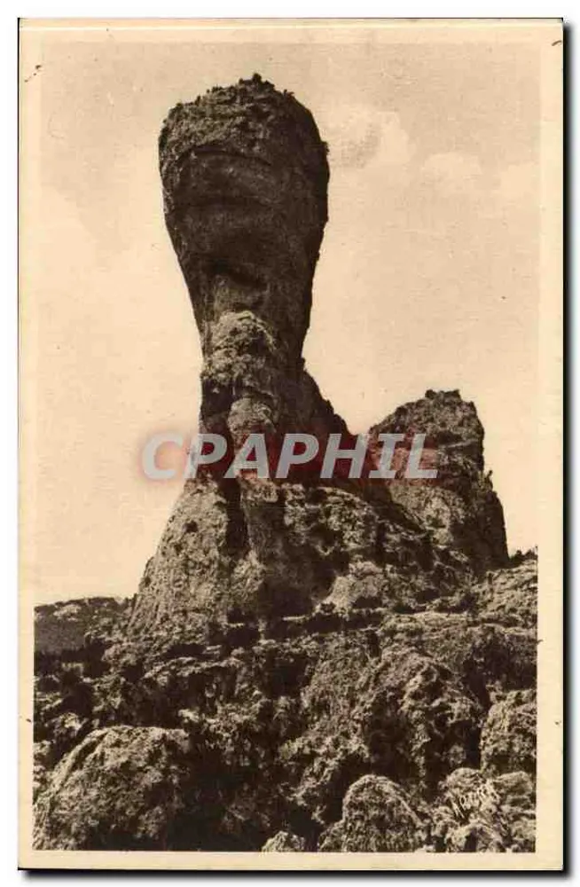 A Sentinela — Cirque de Mourèze (Hérault) — Les Arts Graphiques, Toulouse - Frente