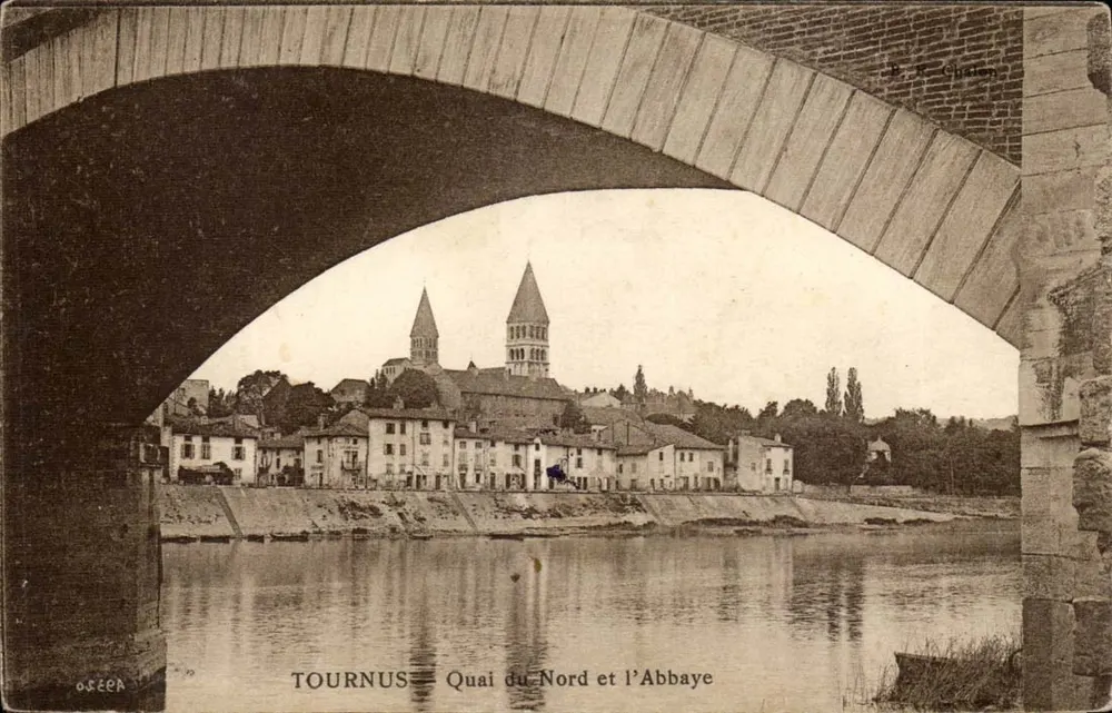 Tournus — Nordufer und die Abtei — De La Guérin - Vorderseite