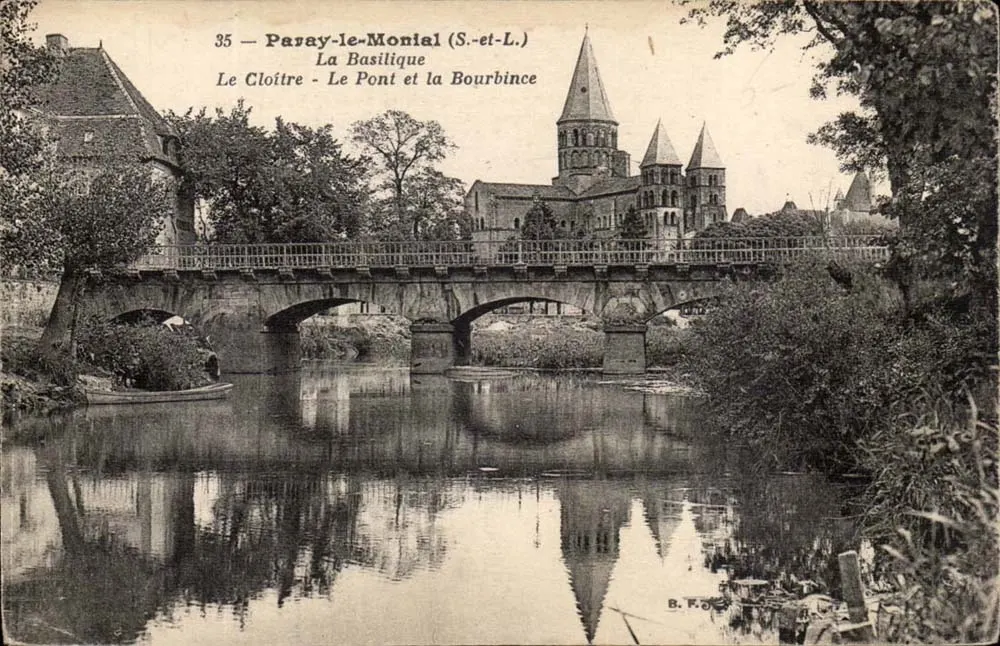 Paray-le-Monial (S.-et-L.) — A Basílica, O Claustro, O Ponte e a Bourbince — B.P.O. - Frente