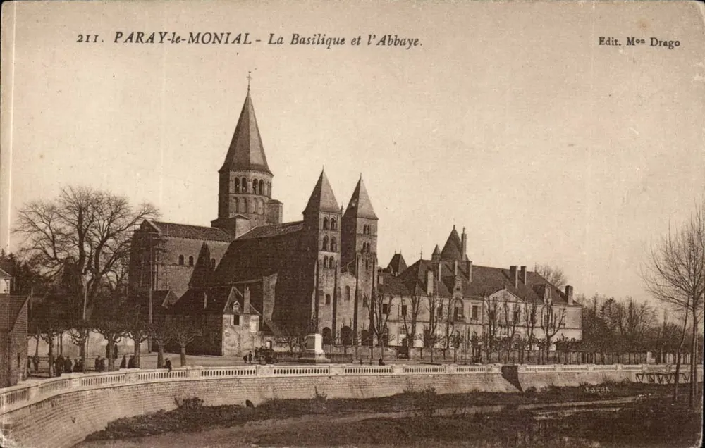 Paray-le-Monial — A Basílica e a Abadia — Edit. Mon Drago, n° 211 - Frente