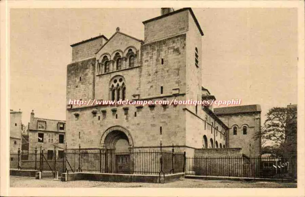 Igreja de São Martinho de Nevers — Igreja de São Etienne (1063-1096) — Éditions d'Art Yvonne, Paris - Frente