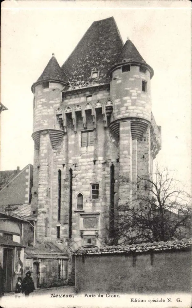 Nevers — Porte du Croux — Edição especial N. G. - Frente