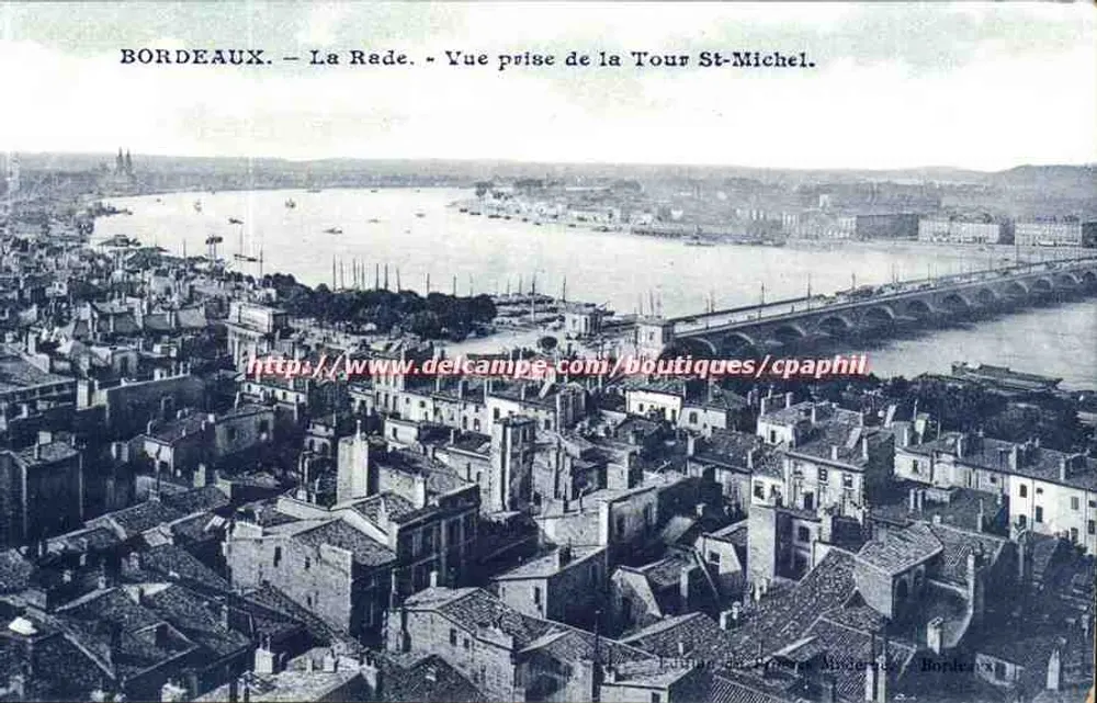 Bordeaux — Die Bucht — Aufnahme von der Tour St-Michel. - Vorderseite