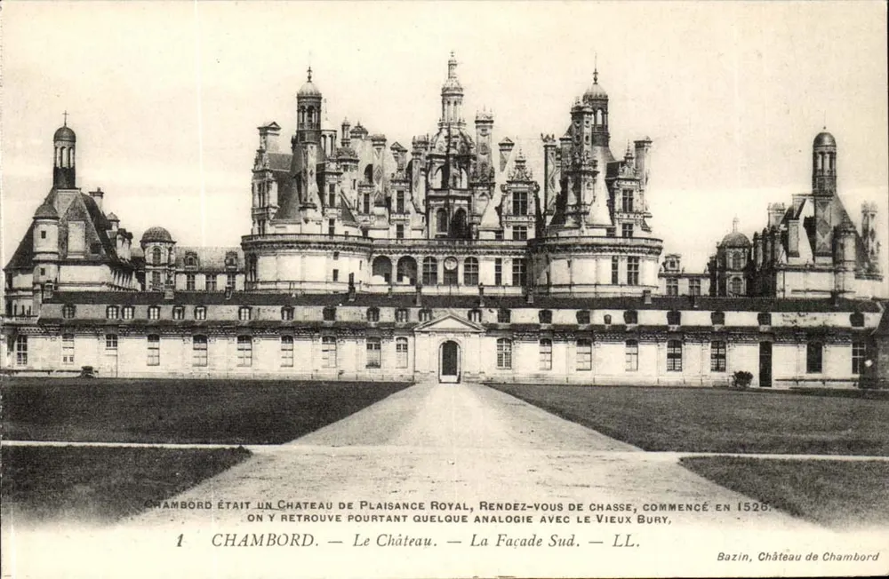 Chambord — O Castelo — A Fachada Sul — Bazin, Castelo de Chambord - Frente