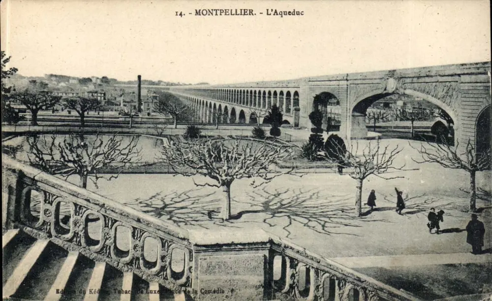 Montpellier - O Aqueduto — Editor: Ed. do Kédé, Tabac de Luxe, rua da Comédia - Frente