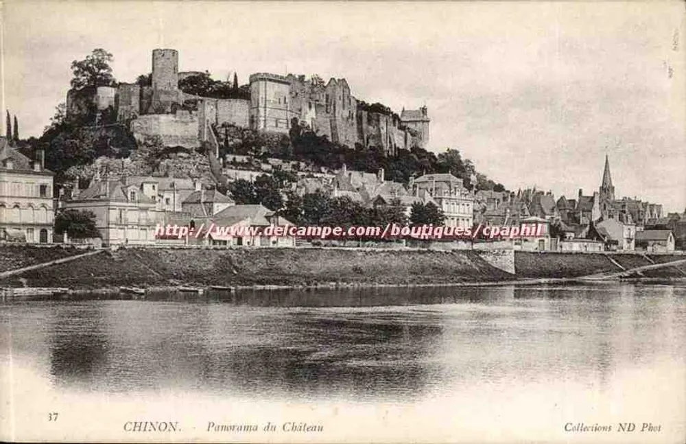 Chinon - Panorama do Castelo — Coleções ND Phot, n°37 - Frente