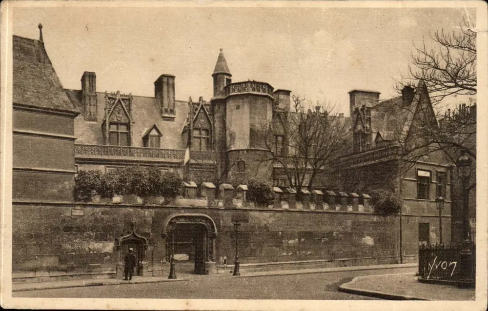 O Museu de Cluny — Paris — Edições Yvon, n°72 - Frente