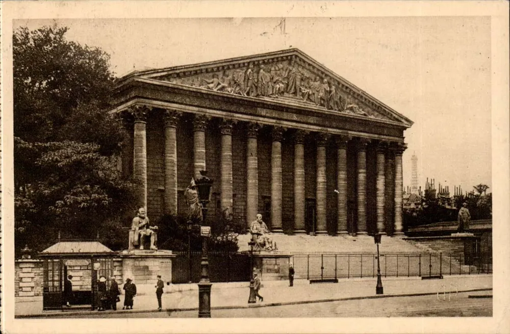 Paris - A Câmara dos Deputados (Parlamento) — Ed. E. Papeghin, n° 10 - Frente