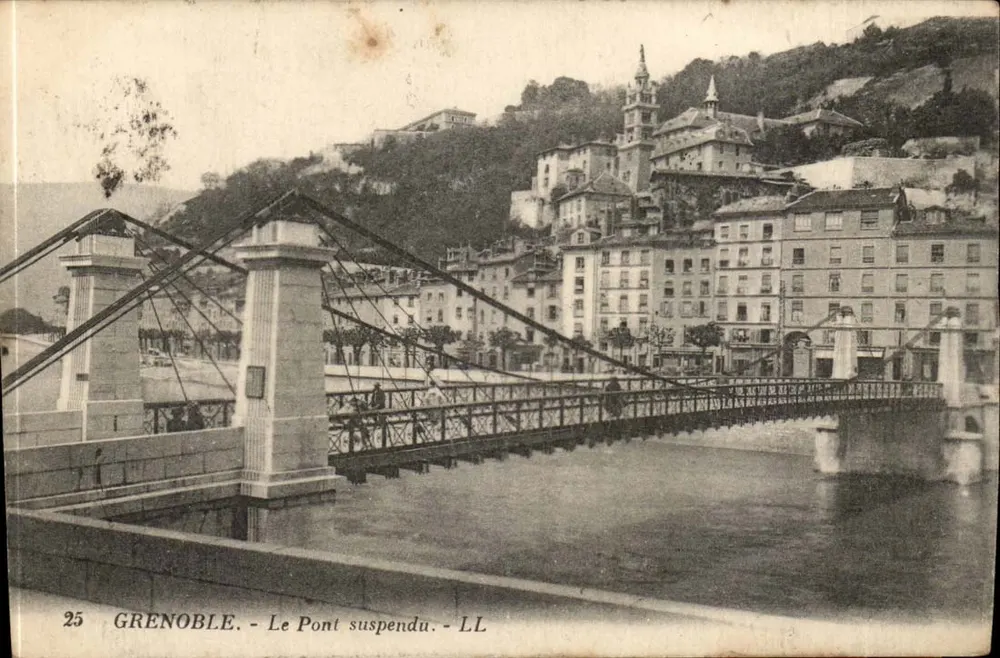 Grenoble - O Ponte Suspensa - LL - Frente