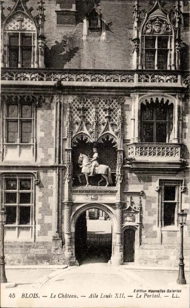 Blois — Das Schloss — Flügel Louis XII — Das Portal — Edition Nouvelles Galeries - Vorderseite