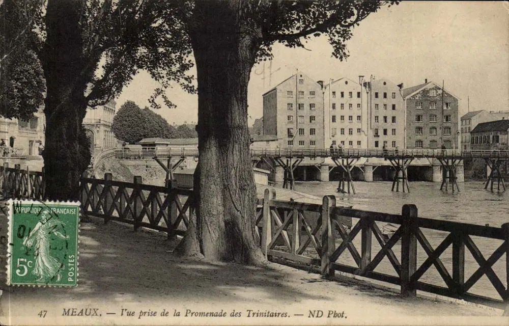 Meaux — Aussicht vom Promenade des Trinitaires — ND Phot. - Vorderseite