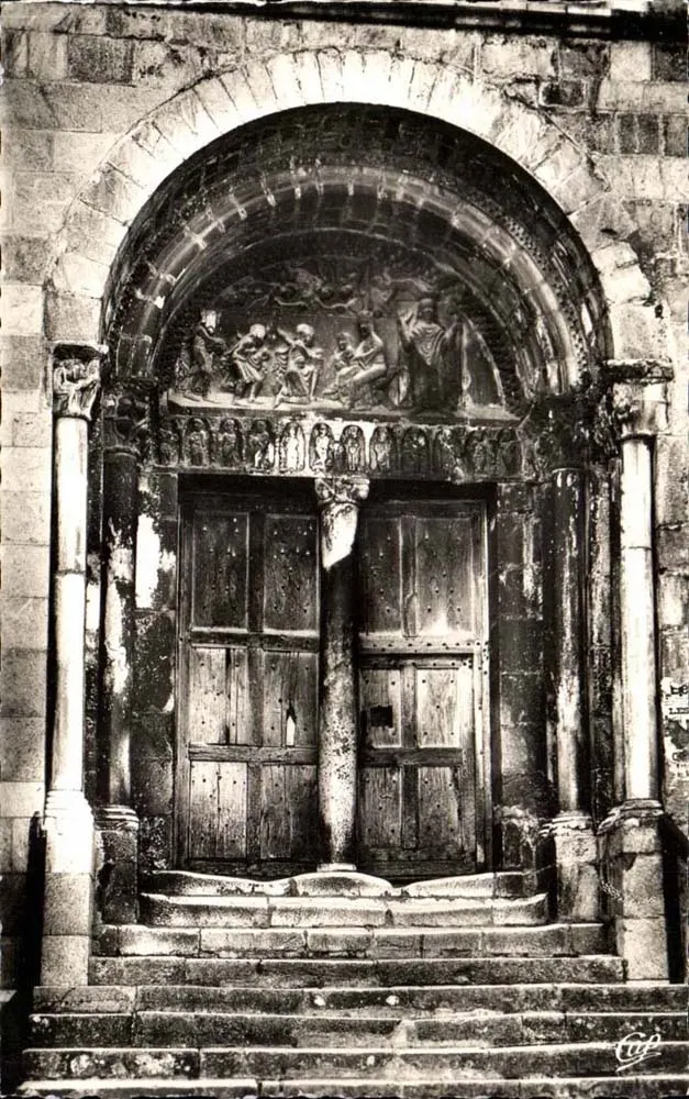 Saint-Bertrand-de-Comminges — Porta da Catedral — Réal-Photo, Paris - Frente