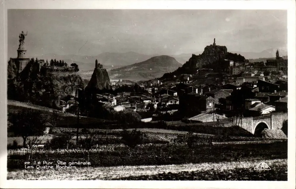 Le Puy — Allgemeiner Blick — Die Vier Felsen — Verlag P. HUS - Vorderseite