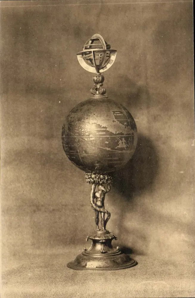 Vaso de plata dorada — siglo XVII — Museo Histórico Lorena, Nancy - Anverso