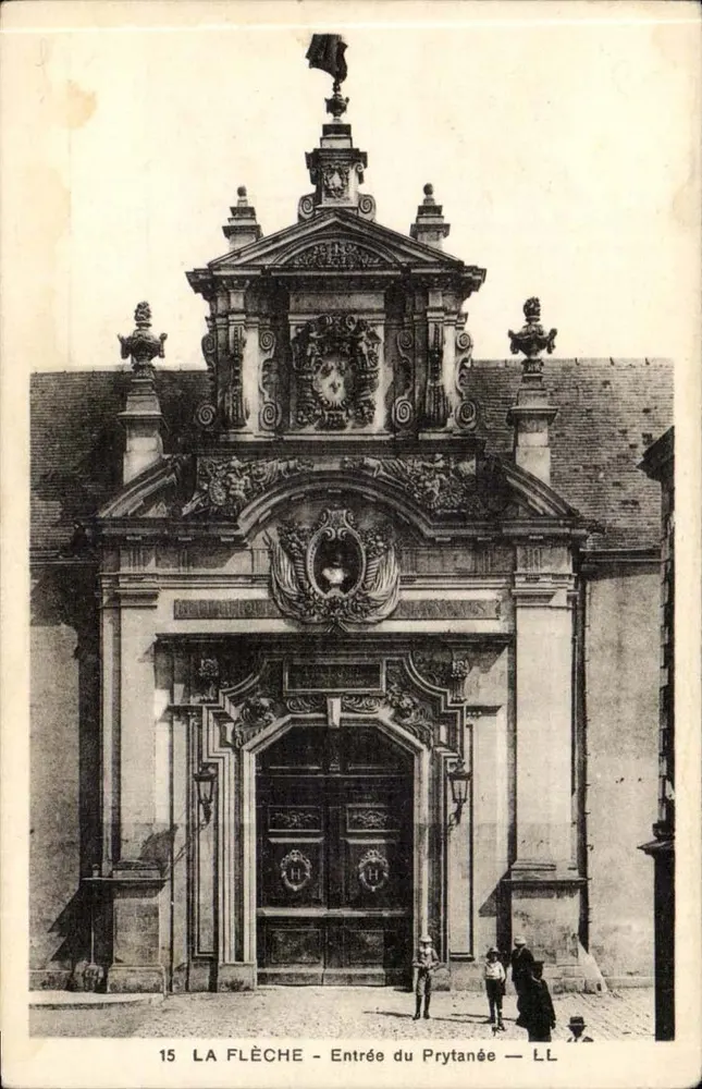 La Flèche - Entrada do Prytanée — LL - Frente