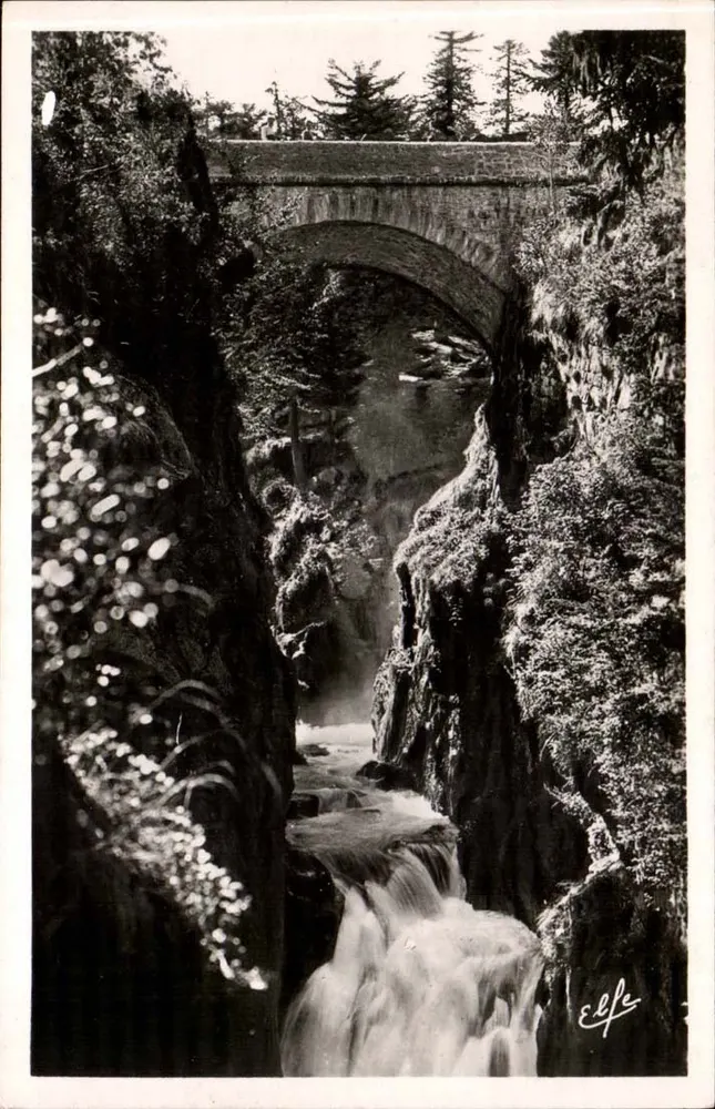 Abisso del Ponte d'Espagna — Cauterets — Ed. A. Gououche Frères - Recto