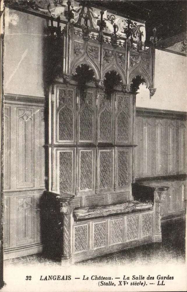 Langeais — Das Schloss — Die Wachstube (Stalle, 15. Jahrhundert) — LL - Vorderseite