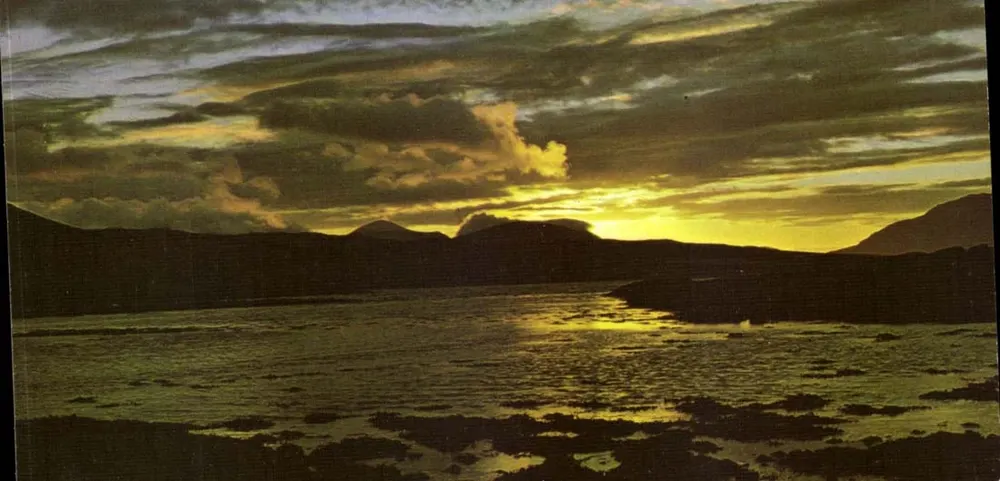 Sonnenuntergang über Broadford, Insel Skye — J. B. White Ltd., Fife — PT36763 - Vorderseite