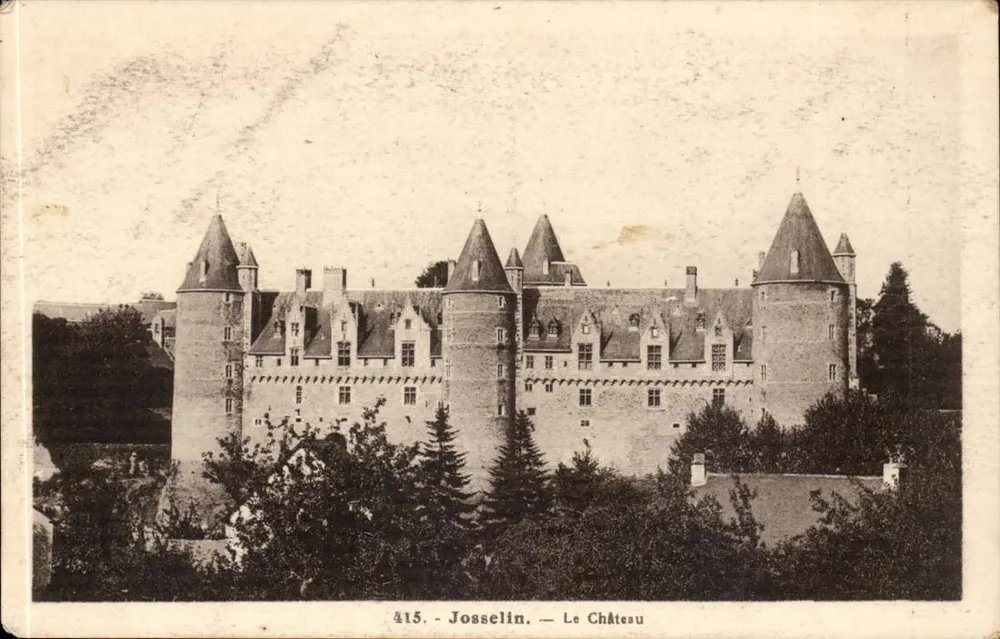 Josselin — O Castelo — 415 - Frente