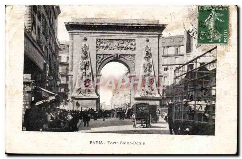 PARIS - Porta Saint-Denis — vista urbana com arcos esculpidos e veículos — editor não indicado, número de série não visível - Frente
