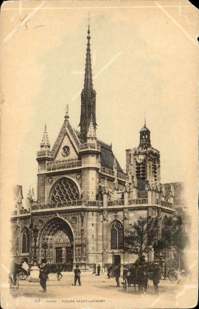 Paris - Igreja de Saint-Laurent — vista do edifício gótico com seu campanário e portão, n°89 - Frente