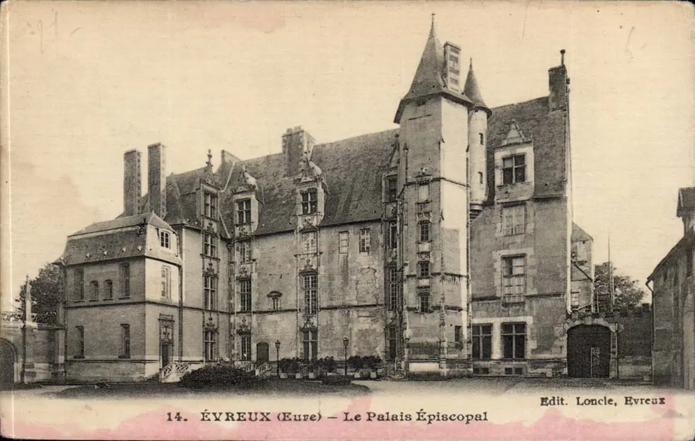 Évreux (Eure) — O Palácio Episcopal — Edit. Loncle, Évreux - Frente
