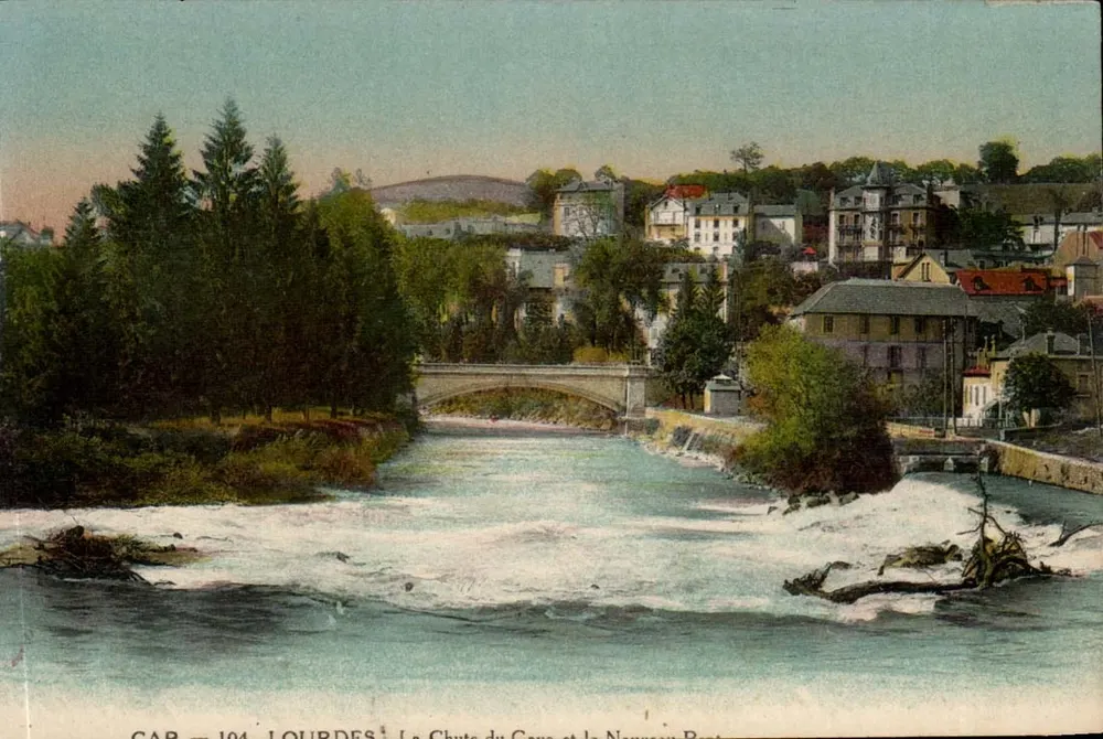 Lourdes — A Cachoeira do Cara e o Novo Ponte — CAR, n° 104 - Frente
