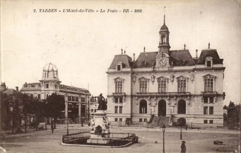 Tarbes - O Palácio de Justiça - A Postagem - BR - 4802 - Frente