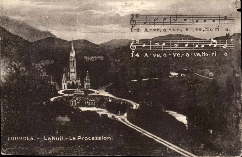 Lourdes - La Nulif - A Processão - Frente