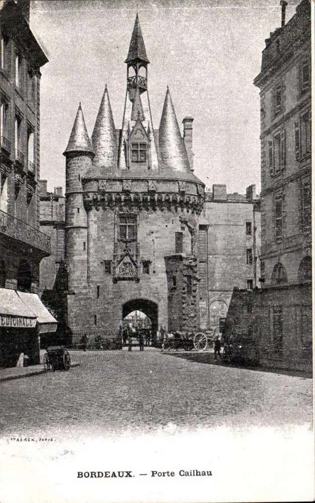 Bordeaux — Porta Cailhau — Editor Starck, Paris - Frente