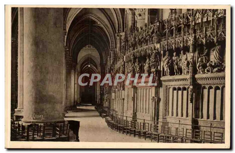 Chartres (Eure-et-Loir) — Innenansicht der Kathedrale — Der Gangbereich — Éditions d'Art YVON - Vorderseite