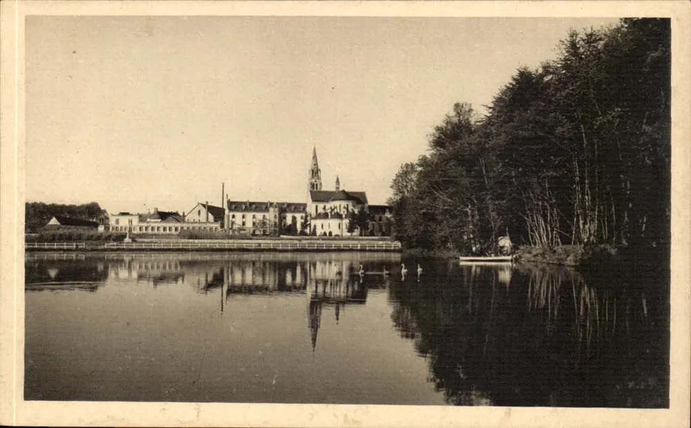 Abtei La Grande Trappe — L'Étang de Rancé - Frühlingstag — Hélio-Lorraine, Nancy - Vorderseite