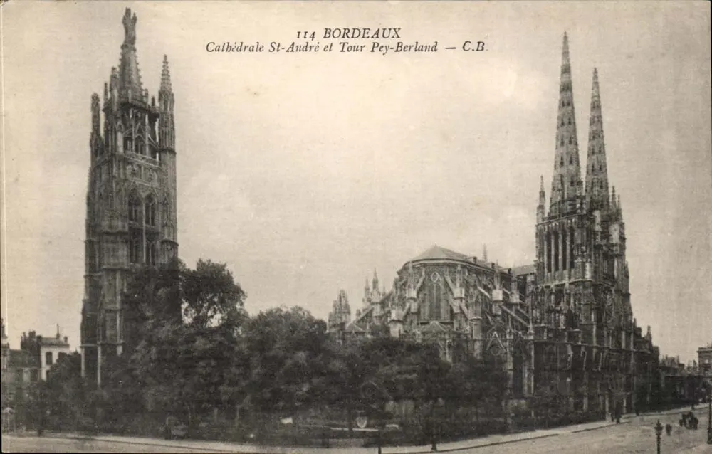 Bordeaux — Kathedrale Saint-André und Turm Pey-Berland — C.B. - Vorderseite