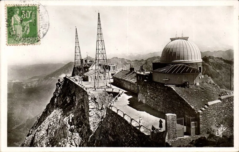 Pic du Midi — El observatorio — Ediciones LABOIT F. Sacerdotes, Toulouse - Anverso