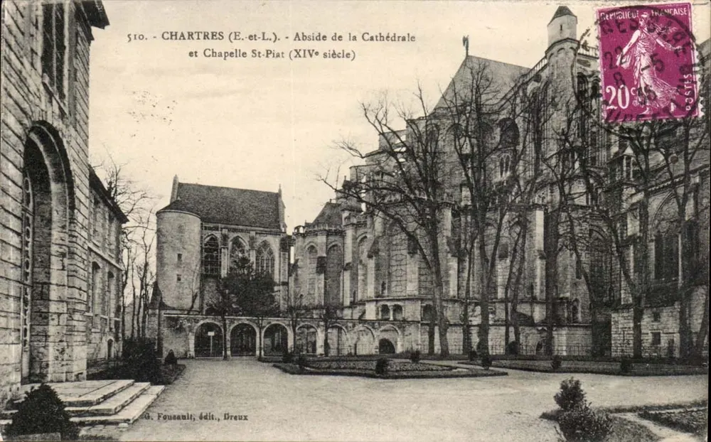 Chartres (E.-et-L.) - Apse der Kathedrale und Kapelle St-Piat (14. Jahrhundert) — G. Fousault, Verleger, Dreux - Vorderseite