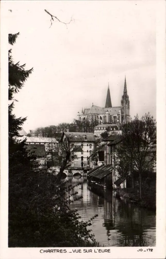 Chartres — Vista sobre a Eure — JO-172 - Frente