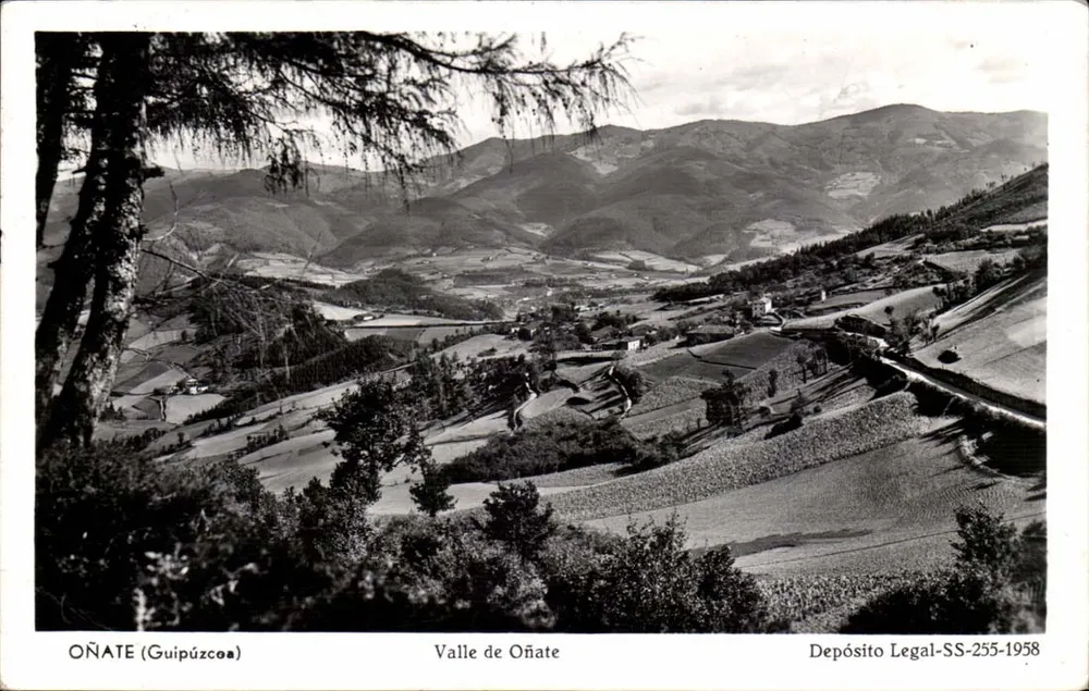 Valle de Oñate — vista panorâmica — Depósito Legal-SS-255-1958 - Frente