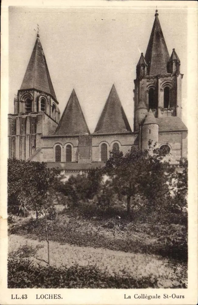 Loches. A Colegiada de São Urs — LL.43 - Frente