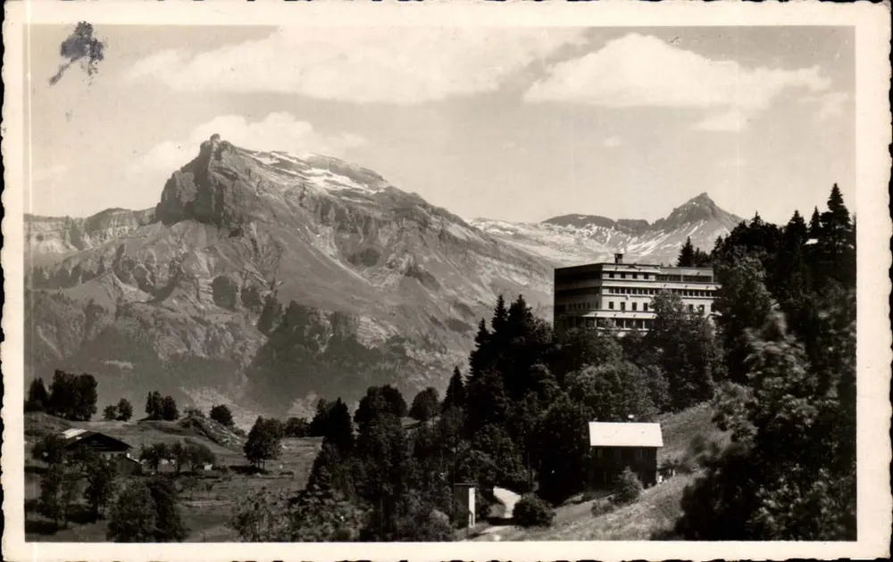 Mégeve — L'Aerium e a Aiguille de Bren — L. Monard, editor - Frente