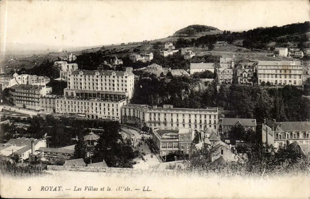 Royat — As Villas e os Hoteis — LL. — n°5 - Frente