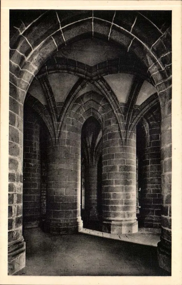 Krypta der Abtei Mont-Saint-Michel — Verlag Serv. Commercial Monuments Historiques, Paris - Vorderseite