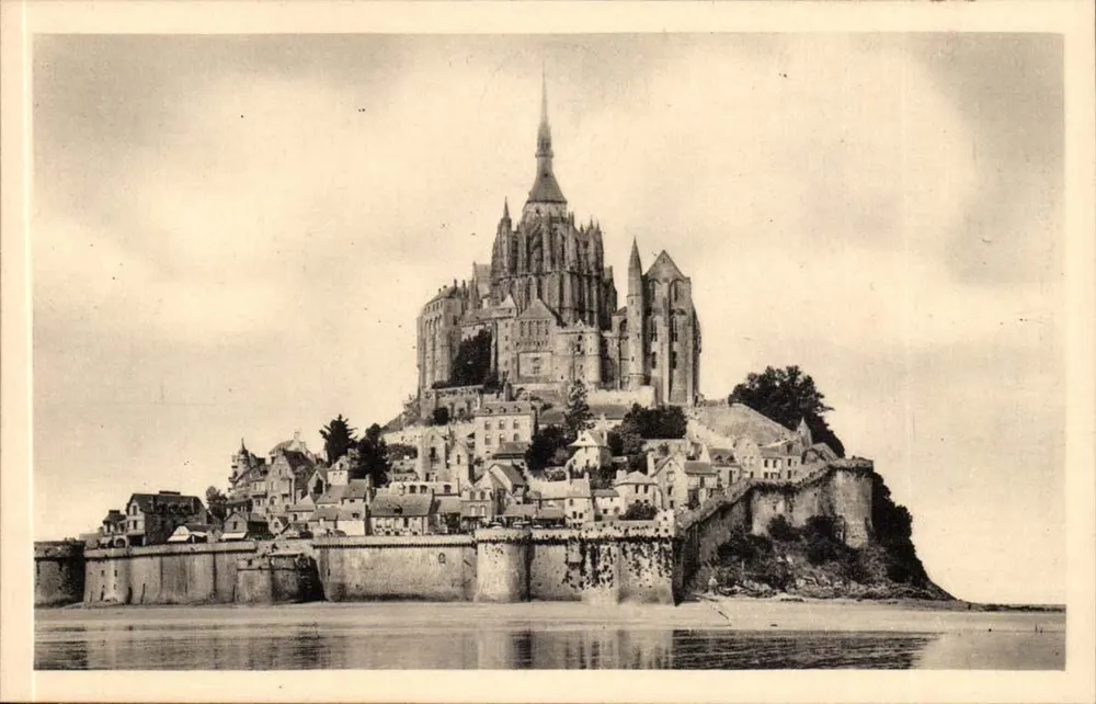 Monte San Miguel — Vista general — editor Serv. Comercial Monuments Historiques, París - Anverso
