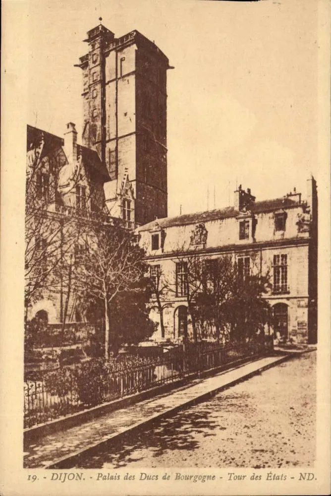 Dijon - Schloss der Herzöge von Burgund - Turm der États - Vorderseite
